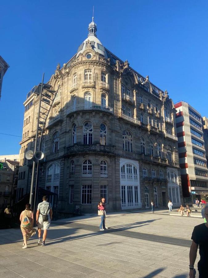 Apartamento Edificio El Moderno Puerta Del Sol Vigo Exterior foto